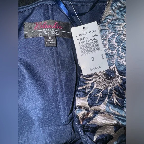 New with Tags Homecoming/wedding/formal event dress - Picture 4 of 4